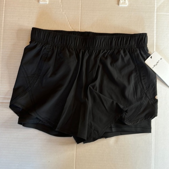 Layer 8 Shorts Nwt Layer 8 Womans Cross Country Run Short Size